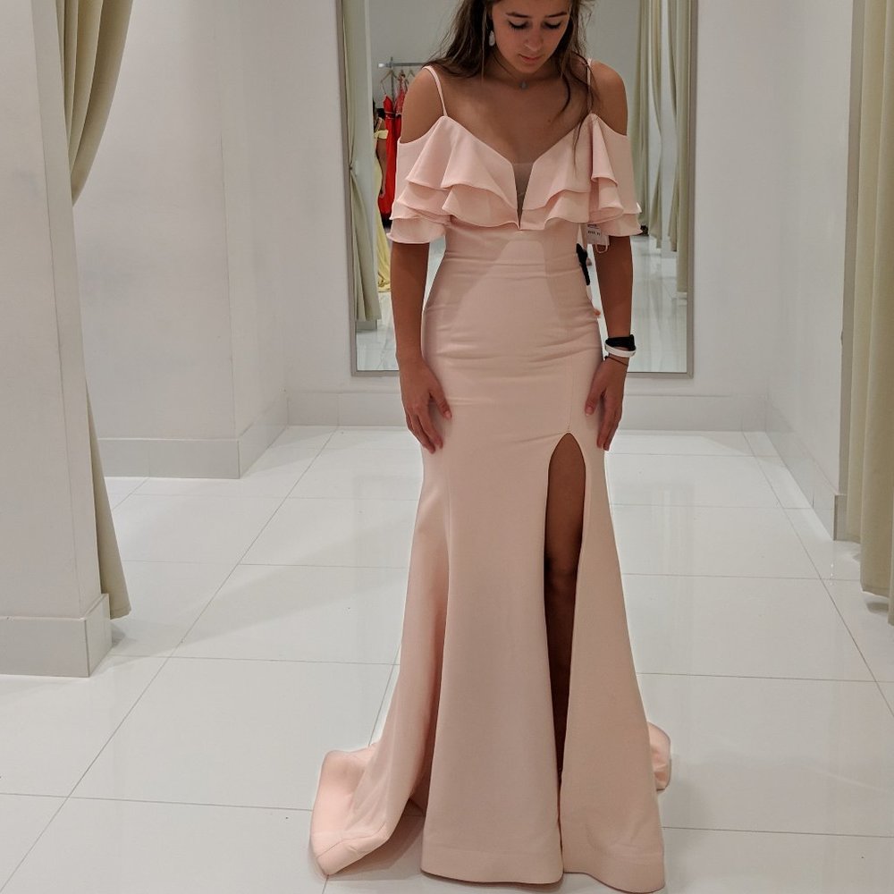 Camille La Vie Blush Pink Formal Dress Sz 4